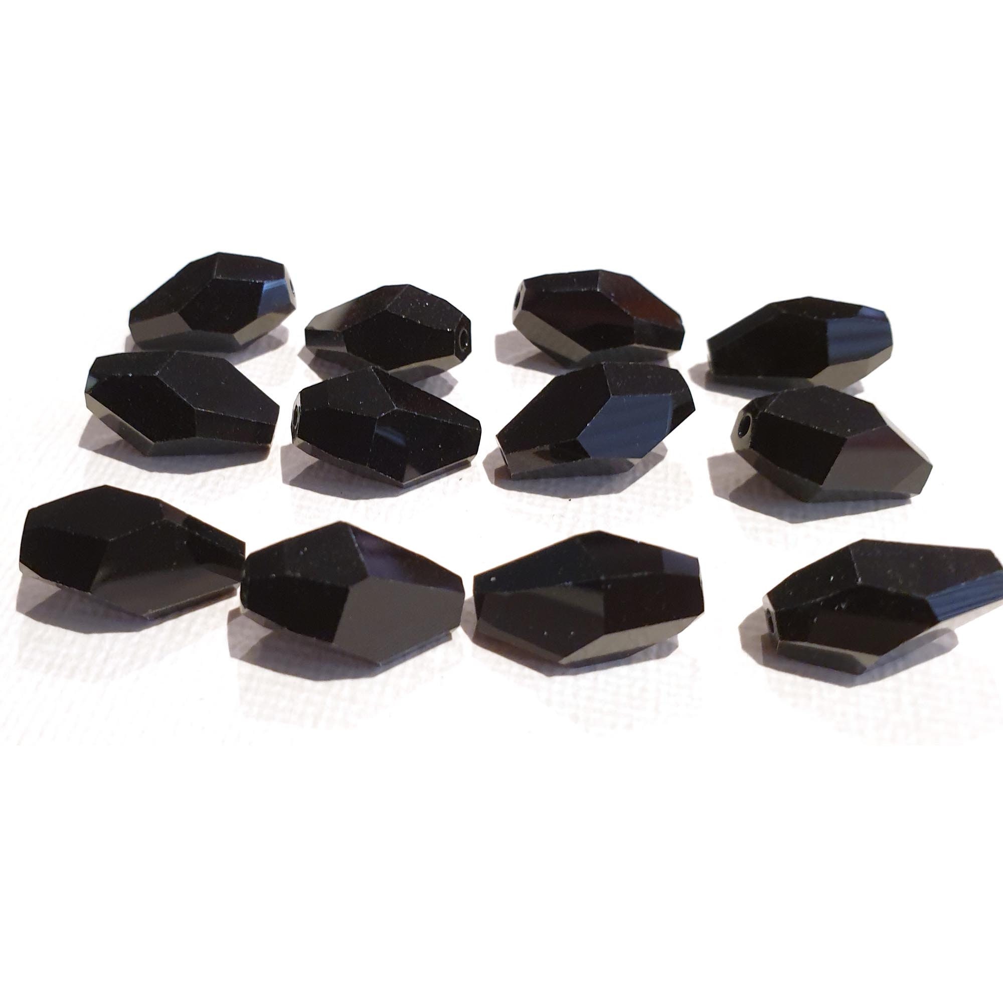 スワロフスキーマグネット Swarovski Crystal Jet Black Crystal Polygons, 18x12mm