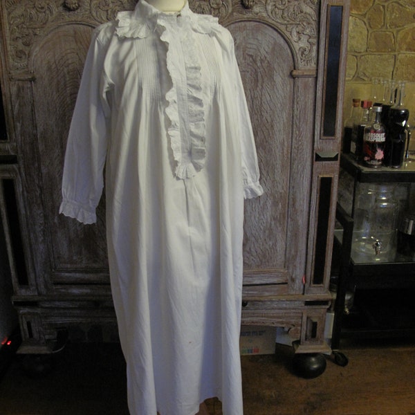 Robe de nuit à volants victorienne antique pleine longueur