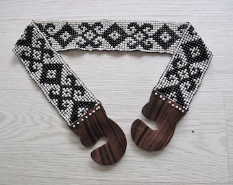 Beaded stretch cinch belt, one size