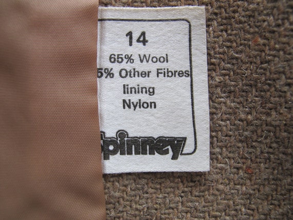 Tweed hacking style jacket by Spinney, ladies siz… - image 5