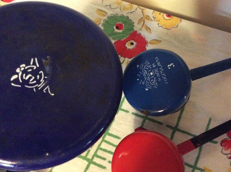 Lot of 4 Vintage Enamelware enamel Dipper Red Blue Green Poland Yugoslavia