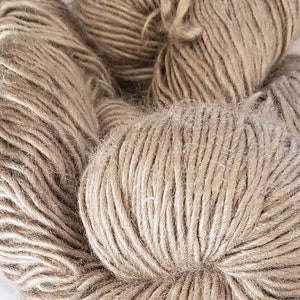 Tussah silk yarn single ply unbleached, great for plying, weaving, crochet, lace knitting, all natural, beige tussar handspun yarn