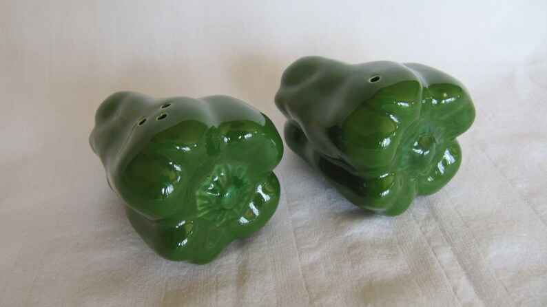Vintage Salt Pepper Shakers Green Peppers Japan Rosenthal Netter Ceramic