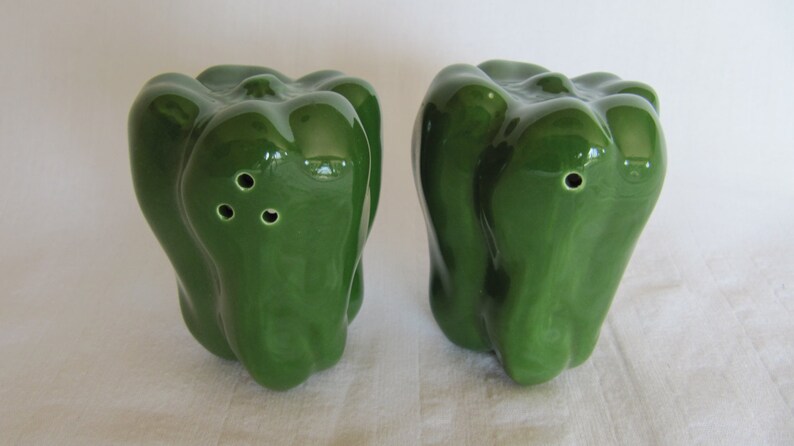 Vintage Salt Pepper Shakers Green Peppers Japan Rosenthal Netter Ceramic