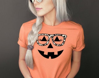 Women's Halloween Shirt- Teen Halloween shirt - Tween Halloween shirt - Jackolantern with glasses - Jack-o-lantern shirt
