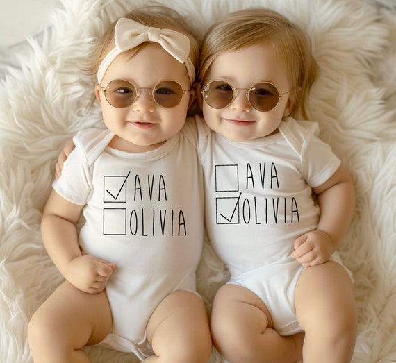 Twin 2 pack personalized Twin gift set Funny Twin fit Personalized twin outfit Etsy Belgie