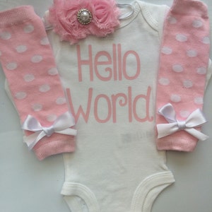 Newborn Baby Girl outfit -Coming home outfit - Newborn baby clothes - go home outfit - newborn girl- Hello World- Preemie outfit-