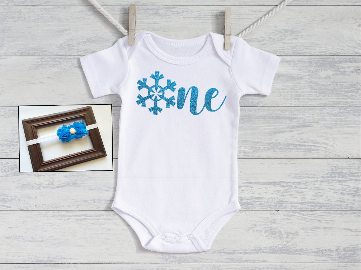 winter onederland outfit girl