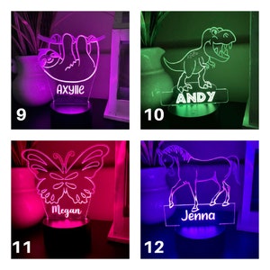 Puede incluir: Cuatro luces nocturnas LED con diferentes dise&ntilde;os: un perezoso con el nombre "Axyllie", un dinosaurio con el nombre "Andy", una mariposa con el nombre "Megan" y un caballo con el nombre "Jenna". Cada luz tiene una base negra y un contorno brillante.