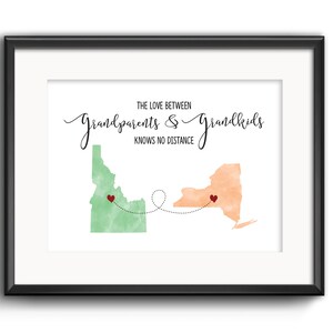 The Love Between Grandparents And Grandkids Knows No Distance - Family Personalized Custom Rectangle Shaped Acrylic Plaque - Gift For Family Members