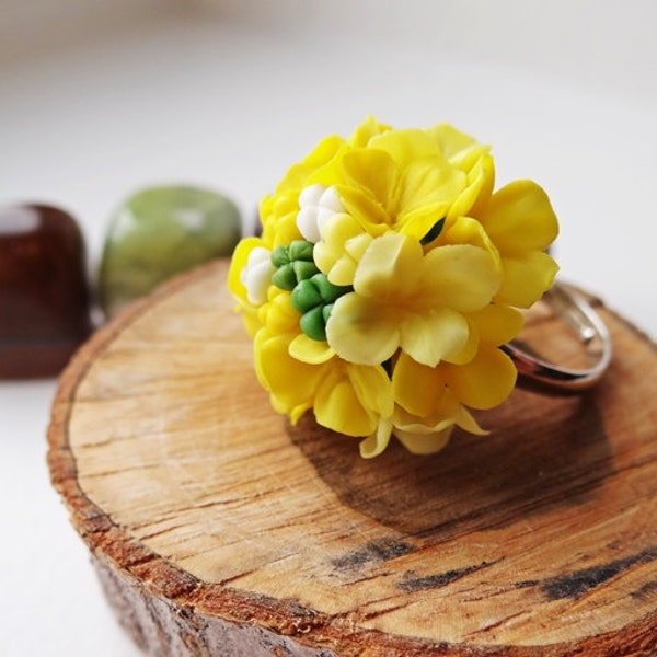 Yellow Flower Bouquet Cocktail Ring - Polymer