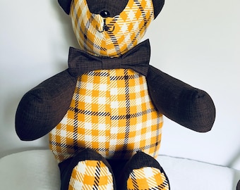 Conjunto de oso de peluche y delantal infantil / Oso de peluche de recuerdo hecho de ropa, regalo conmemorativo personalizado