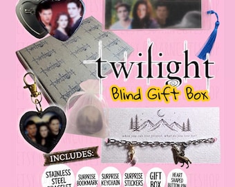 Twilight Bella Bracelet Gift Box | Stainless Steel Chain, Glass Heart Charm
