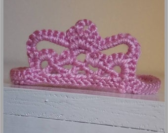 Little Princess Tiara Crochet Pattern - Newborn Photo Prop ... Instant Download