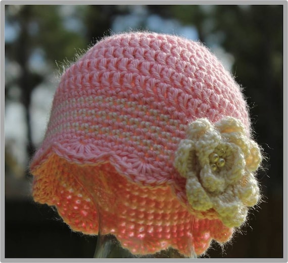 Scalloped Rose Hat Crochet Pattern, Size: Preemie, Newborn/0-3