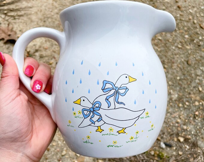 White Goose With Bonnet 90s Pitcher - Charming Kitchen Decor, Grannycore, Cottagecore, 90s ...