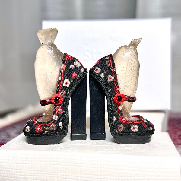 Lolita shoes for Kingdom Dolls black w flower print