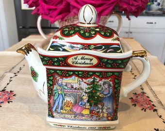 Sadler "Christmas Morning" Teapot
