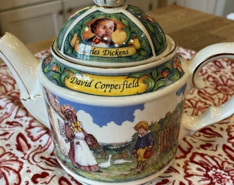 Sadler "David Copperfield" Teapot