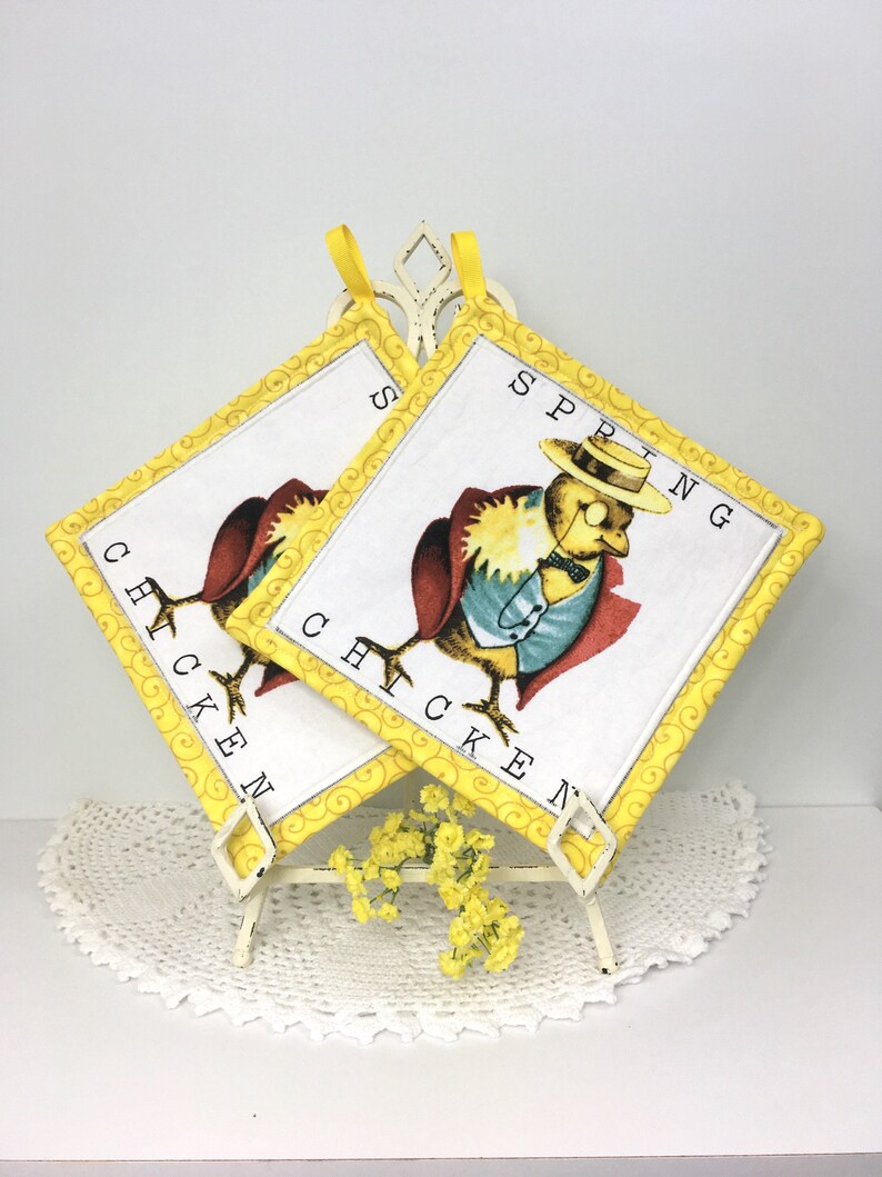 Cotton Quilted Hot Pads Spring Chickens Kitchen Pot Holders Chickens Yellow Housewarming Gift for Cooks