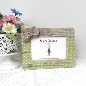 Spring Green Decoupaged Embellished 4x6 Horizontal Barnboard Picture Frame Gift Family Memories Green Photo Frame Housewarming Gift