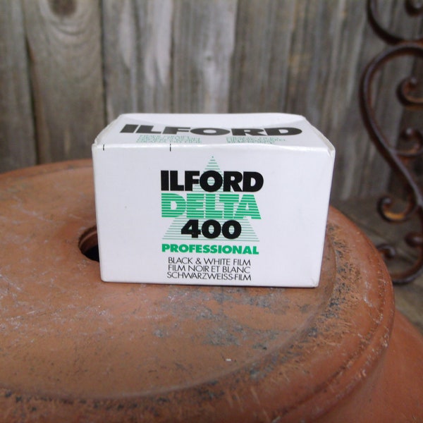 Ilford Delta 400 Vintage Black & White 35mm Film 36 exp