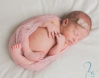 Newborn Photo Prop: Rose Lace Wrap with A Scalloped Edge for Newborn Photo Shoot, Newborn Lace Wrap, Infant Lace Wrap, Newborn Photography