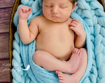 Newborn Photo Prop Set:  Light Blue Knit Wrap with Free Headband for Newborn Shoot, Maternity Prop, Infant Photography, Infant Photo