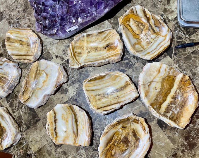 One Onyx bowl, Morocco handmade Natural Stone has imperfections