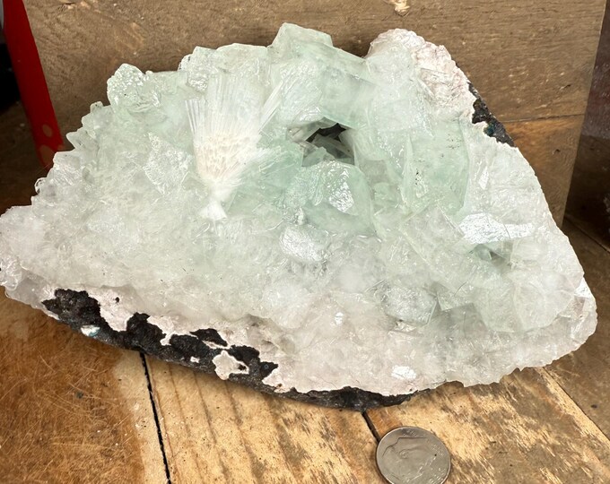 Large Zeolite Crystal Cluster with Stilbite – Natural Raw Mineral Specimen | Big Zeolite Crystal for Healing, Home Decor, and Collectors bbb