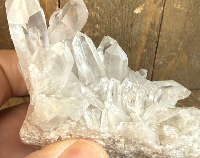 Quartz Crystal Cluster from Madagascar | Natural Quartz Point | Handpicked Raw Crystal | Collector Mineral  Mineralflat5