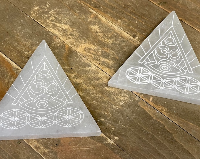 Selenite Etched Triangle, Selenite, healing stones, Selenite Crystal Stone-Polished Selenite Stone, Healing Crystals,