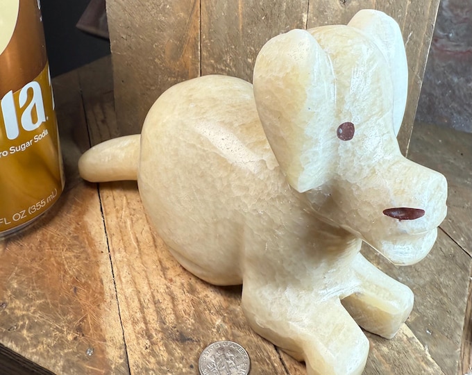 Hand Carved Onyx dog Morocco ,Onyx dog Animal Natural Stone Carvings 6.5inch