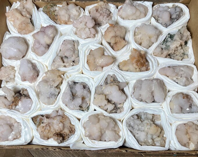 one Pink Quartz from Morocco Quartz crystal, crystal clusters , Quartz Crystal Point , wholesale quartz crystals,  Eflat