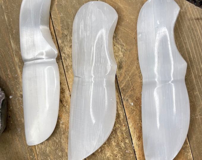 Selenite Knife Selenite Crystal Knife , Selenite Dagger, White Crystal Knife Wand Energy Reiki Gemstone Crystal Cord Cutting Tool