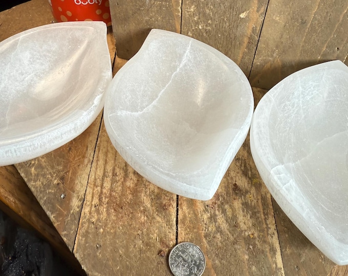 One Selenite "Charging" Bowl White Crystal Stone Reiki CHARGED Healing Cleansing, Selenite