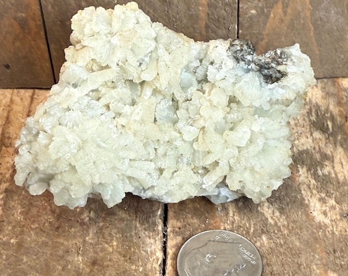 Hand-Selected Natural Prehnite Crystal Specimen – Raw High-Quality Prehnite Mineral for Collectors fflat2