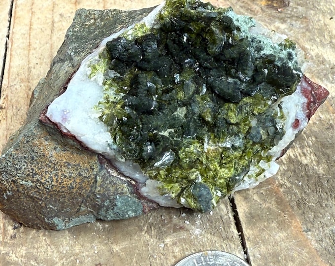 Epidote Quartz Crystal – Natural Epidote in Quartz Cluster from Morocco, Raw Green Healing Crystal, Mineral Specimen,, jFLAT2