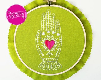 Hand and Heart - PDF Embroidery Hoop Pattern, Instant Download, Embroidery Instructions, Modern Folk Art Embroidery Pattern, Handmade Decor