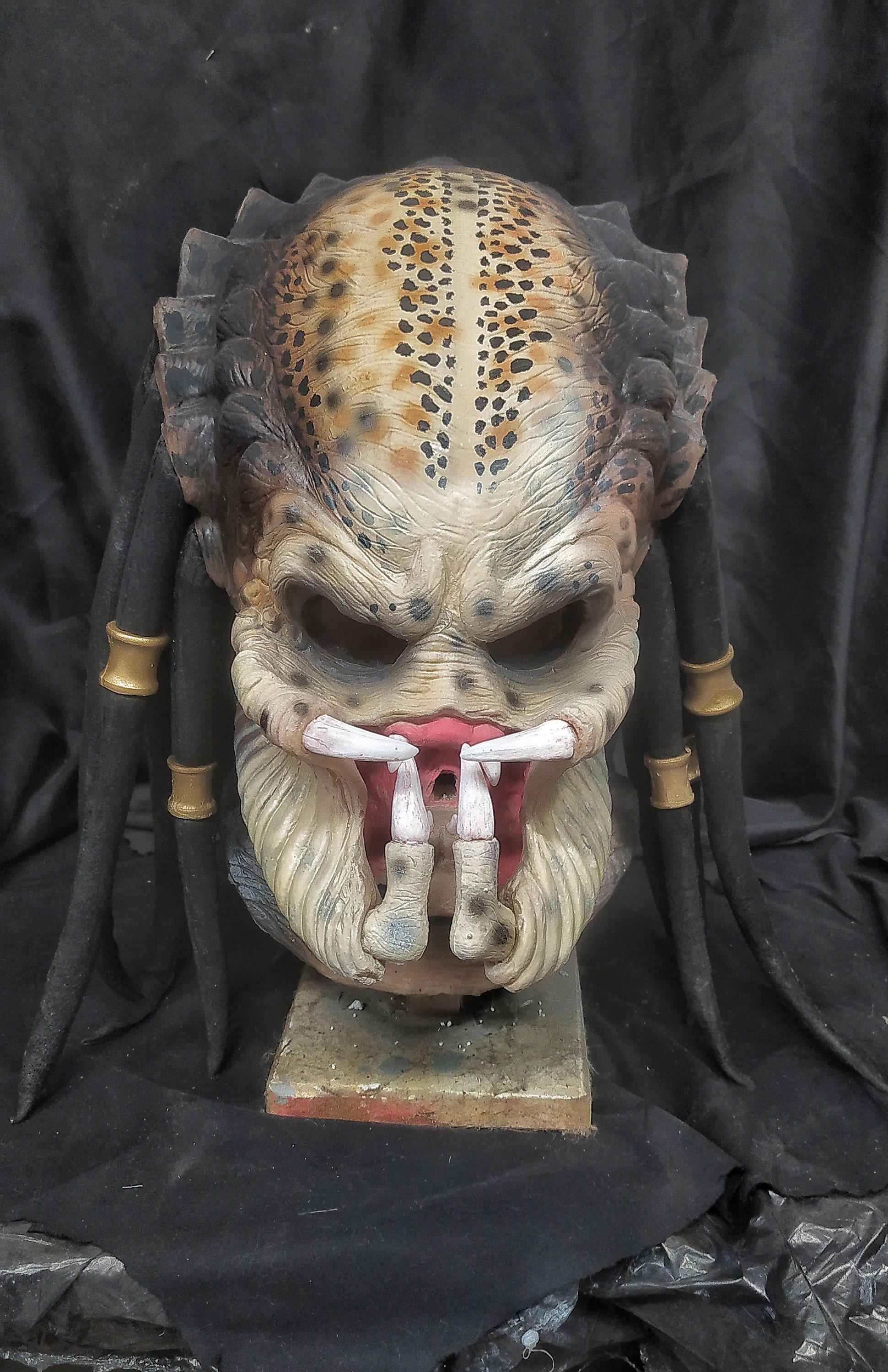  1:1 New Elder Predator Replica Mask Latex Helmet