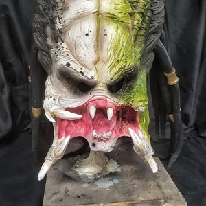 Predator mask