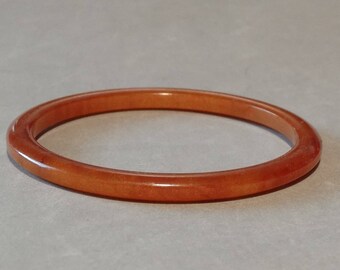 Vintage Bakelite Bangle Bracelet Caramel Butterscotch Early Plastic Art Deco Era 1940s 40s TESTED Thin Spacer Stacking Bracelet