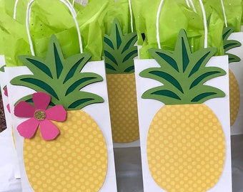 Pineapple Hibiscus Hawaiian Favor Bags | Tropical | Luau | Aloha | Wedding | Bachelorette | Birthday Party | Table Decoration | Gift Bag