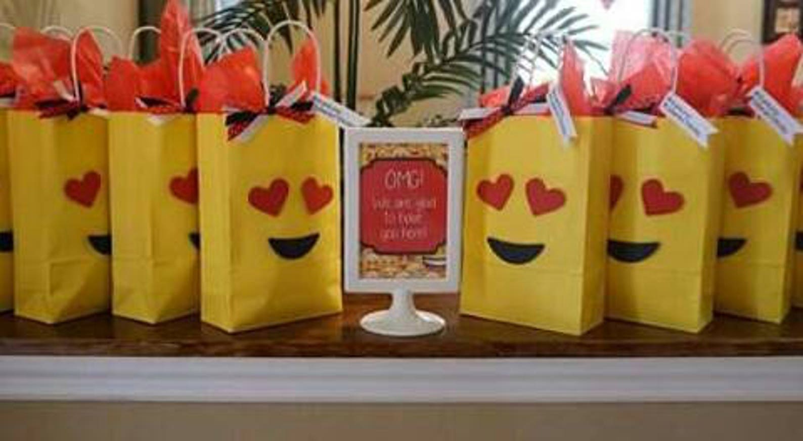 Emoji Favor Loot Bags Emoji Party Bags Emoji Party Favors Etsy
