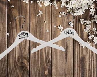 Custom Bridal Hanger / Wedding Hanger / Bride Hanger / Bridesmaid Hangers / Wedding Name Hangers / Personalized Gift