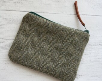 Green tweed zipped coin purse / change purse / card purse