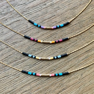 Thin Beaded Multicolor Necklace, Delicate Colorful Beaded Necklace, Small Beaded Necklace, Seed Bead Necklace, Beaded Chain Necklace Bild 3