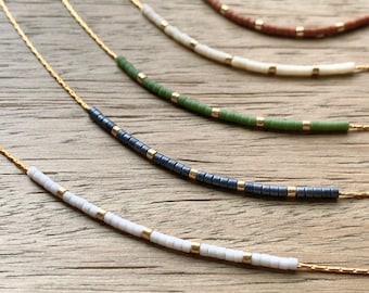 Collar de cuentas mate neutro, collar de cuentas minimalista, collar de cuentas pequeñas delicado, collar minimalista fino y delicado, colores otoñales