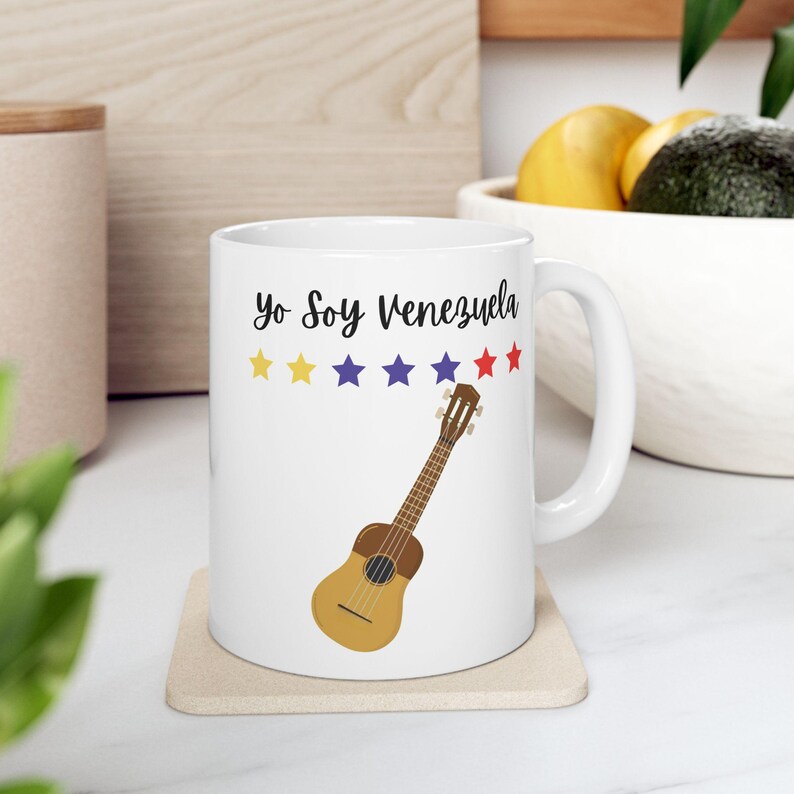 Taza Personalizada con Diseño de Venezuela de Siete Estrellas Tricolor y el Cuatro Venezolano Venezuelan Mug, Souvenir, B'day Gift, for Her image 6