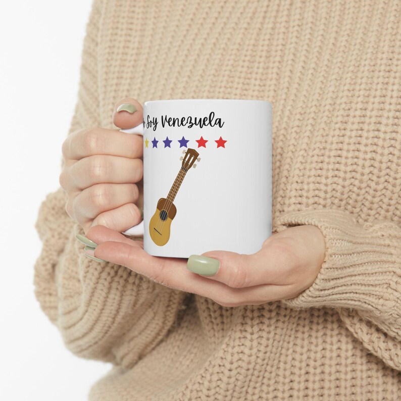 Taza Personalizada con Diseño de Venezuela de Siete Estrellas Tricolor y el Cuatro Venezolano Venezuelan Mug, Souvenir, B'day Gift, for Her image 9